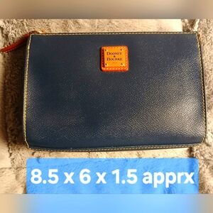 Dooney & Bourke Dark Blue Pebbled Leather Janine Crossbody, Almost New!